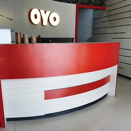 Отель Oyo 555 Aedo Syariah Букиттинги Экстерьер фото